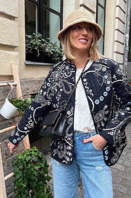 Klassisch gestaltete Jacke