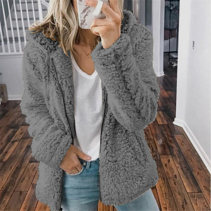 Klassisch gestaltete Jacke